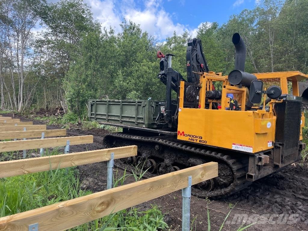 Morooka MST 800 Bælte-tipvogn