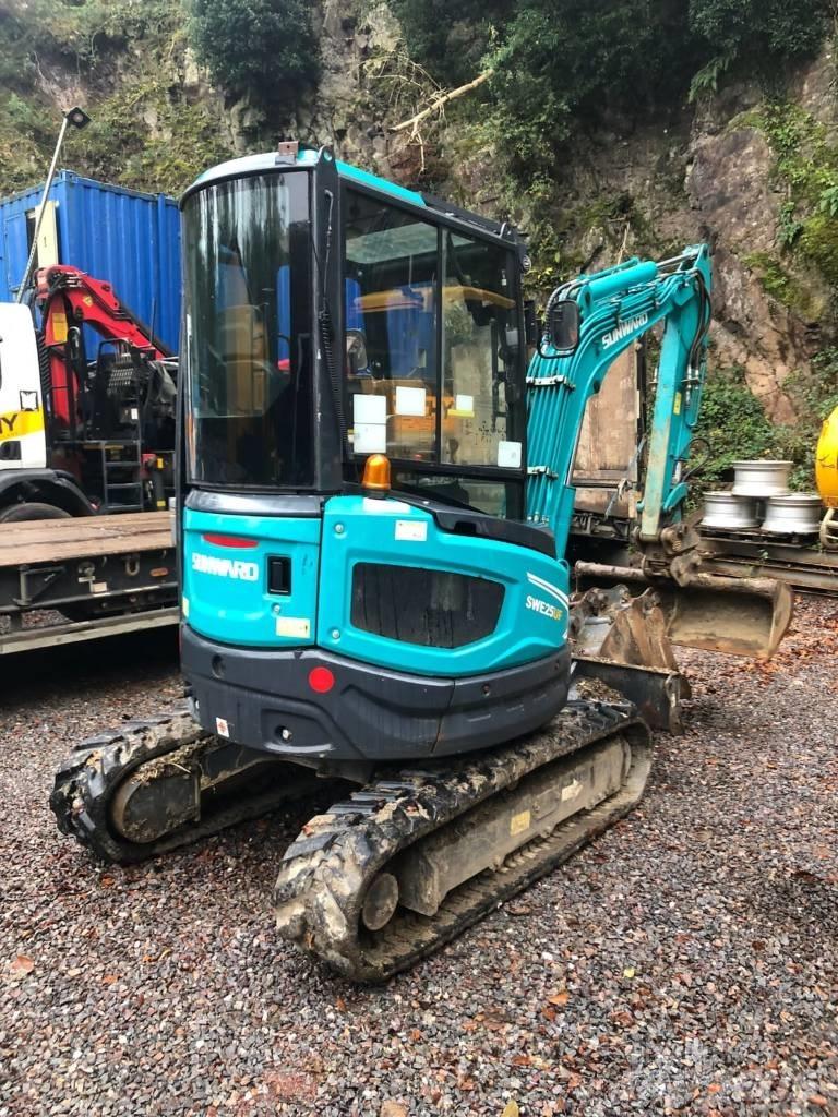 Sunward SWE25UF Minigravemaskiner
