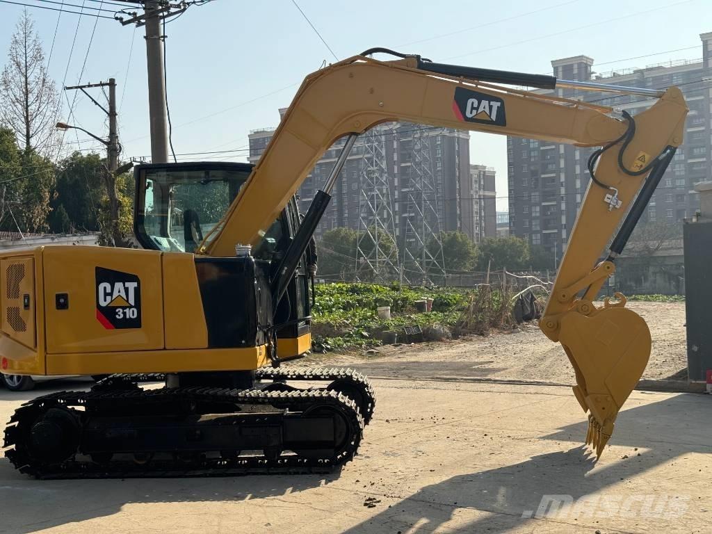 CAT 310 Gravemaskiner på larvebånd