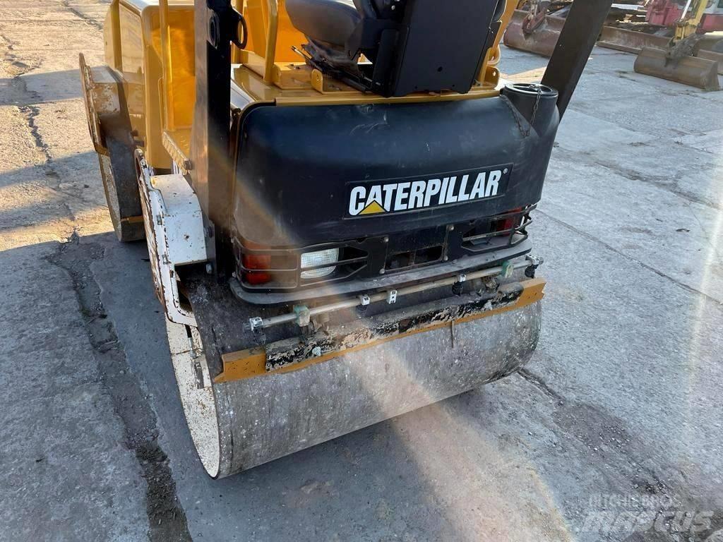 CAT CB 224 E Tvilling tromle