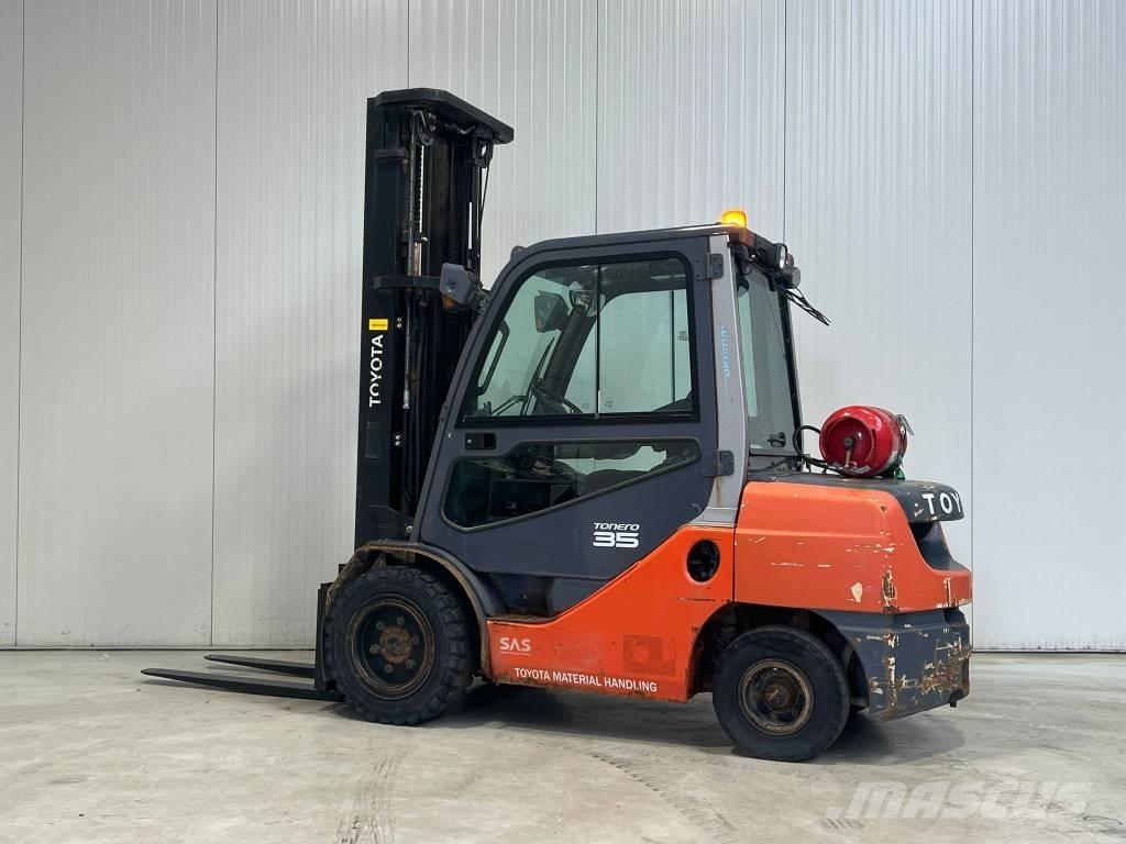 Toyota 02-8FGJF35 LPG gaffeltrucks