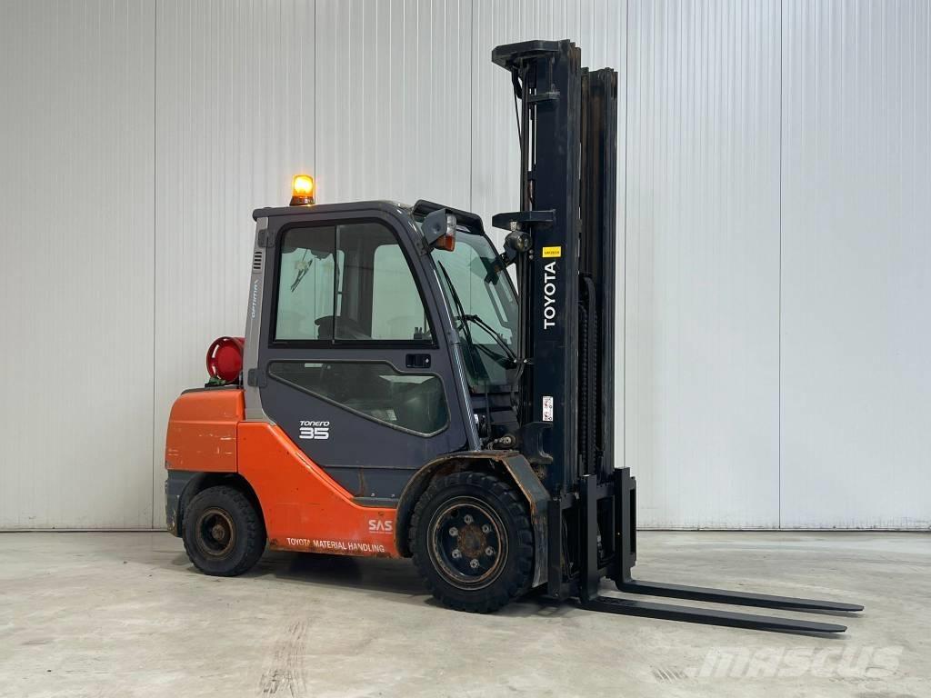 Toyota 02-8FGJF35 LPG gaffeltrucks