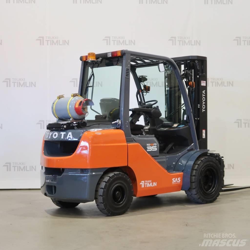 Toyota 02-8FGJF35 LPG gaffeltrucks