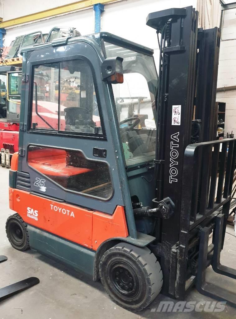 Toyota 7 FBMF 25 El gaffeltrucks