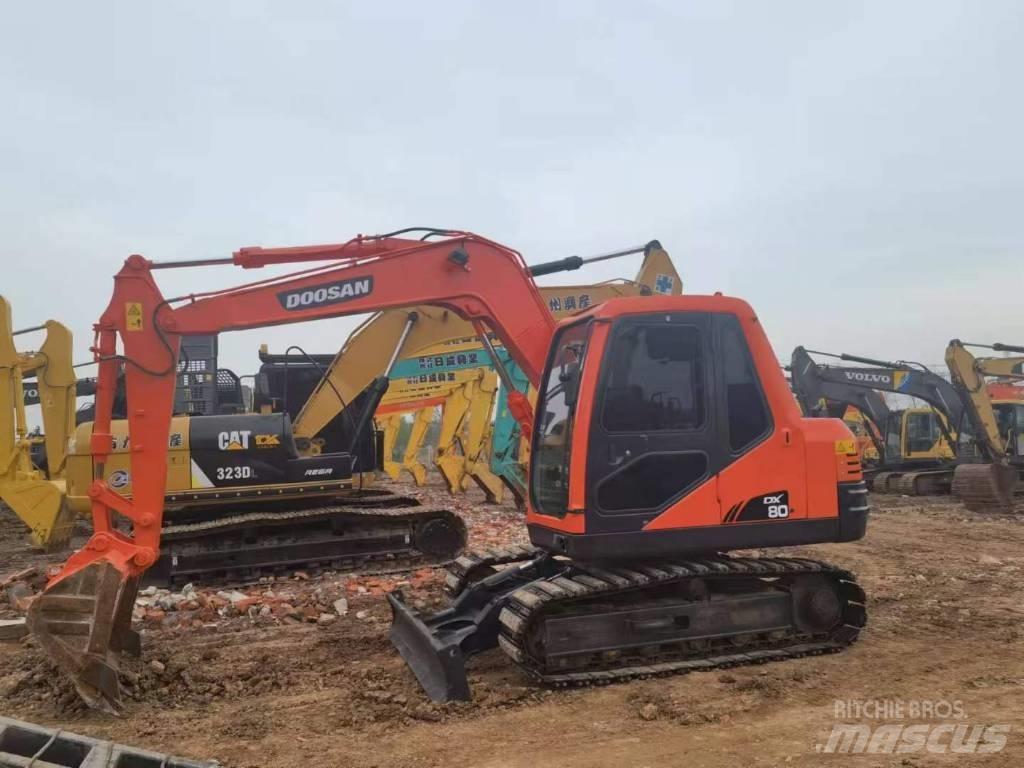Doosan DX 80 Midi-gravemaskiner 7t - 12t