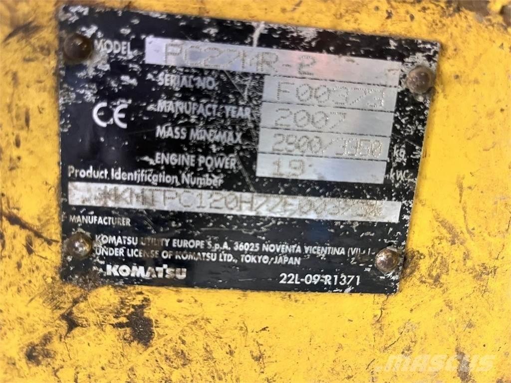 Komatsu PC27MR-2 Gravemaskiner på hjul
