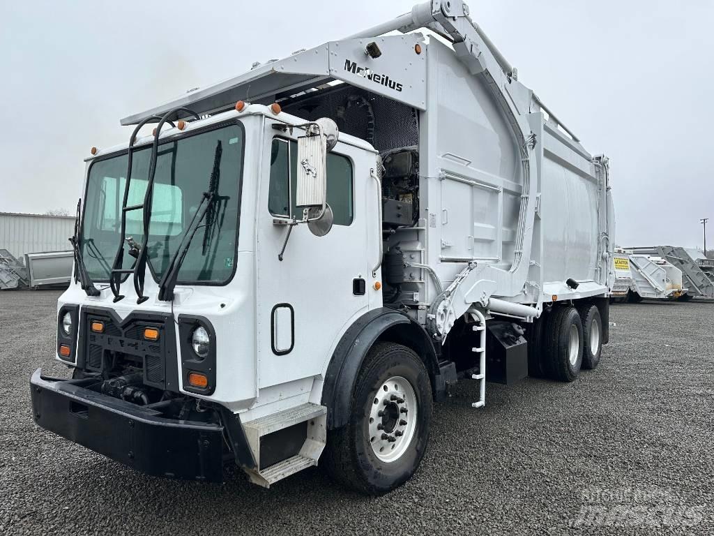Mack MRU613 Renovationslastbiler