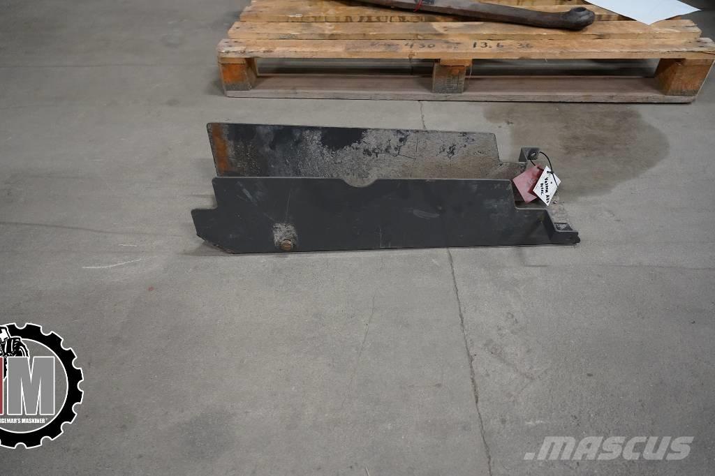 Valtra A 83 HT Skydd Chassis og suspension