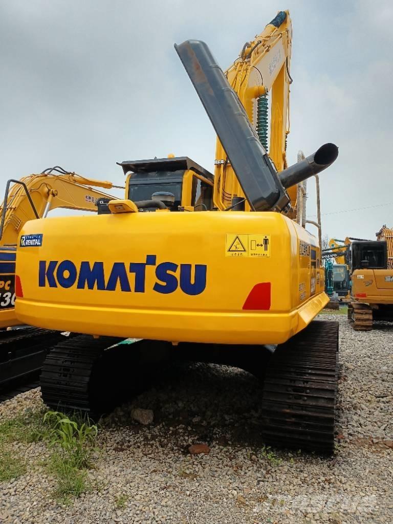 Komatsu PC 220-8 Gravemaskiner på larvebånd
