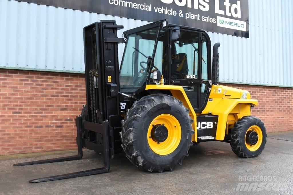 JCB 940 Terrængående gaffeltruck