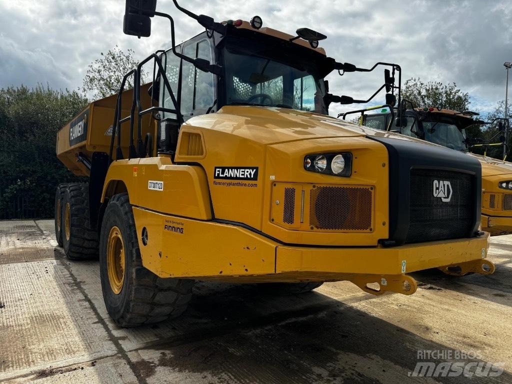CAT 730 Terrængående lastbiler