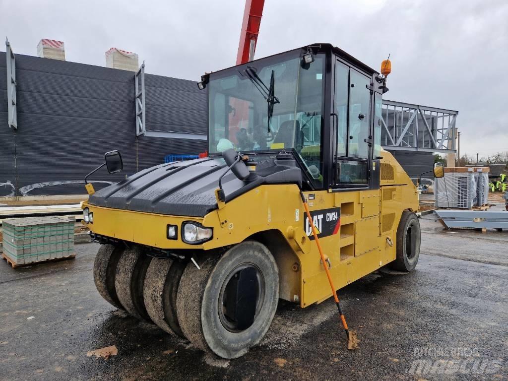 CAT CW34 Tromle med luftdæk