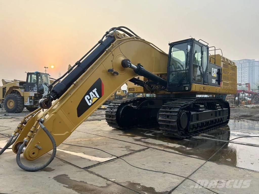 CAT 2020 CAT 390F Gravemaskiner på hjul