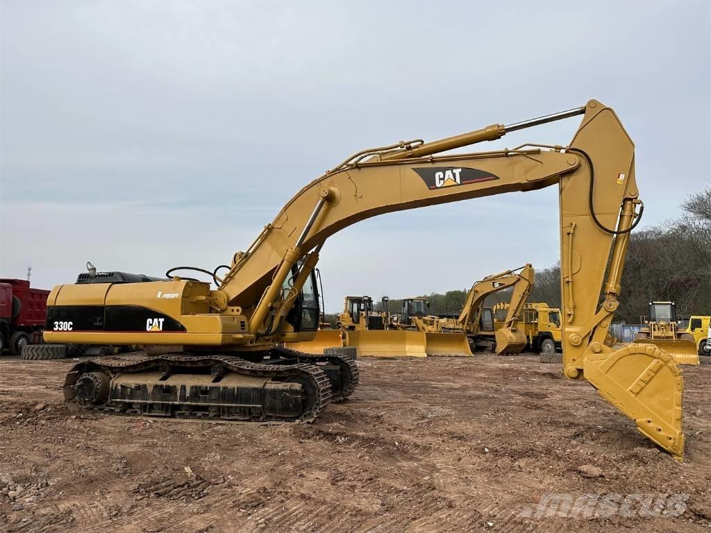 CAT 330C Gravemaskiner på larvebånd