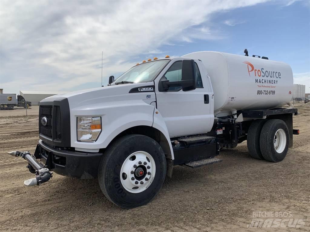 Ford F 650 XL SD Tankvogne - vand