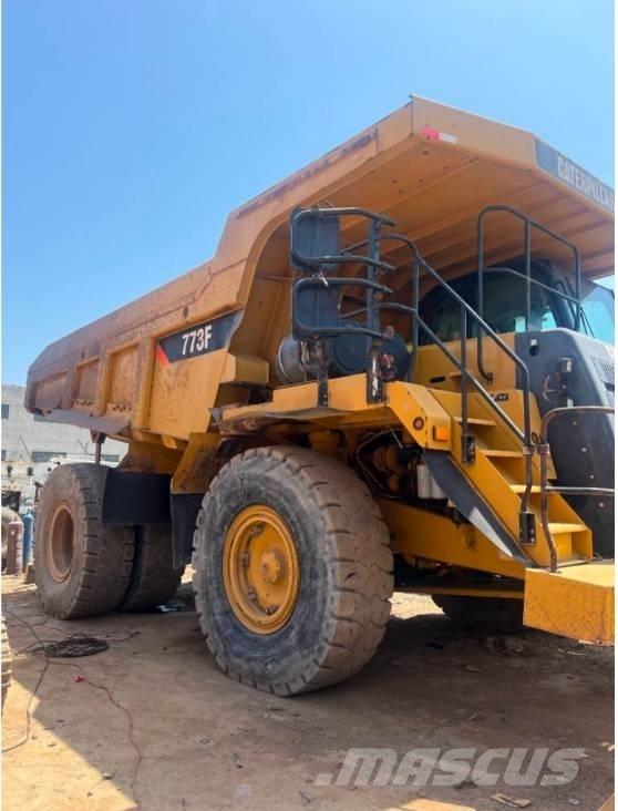 CAT 773 E Knækstyrede dumpere