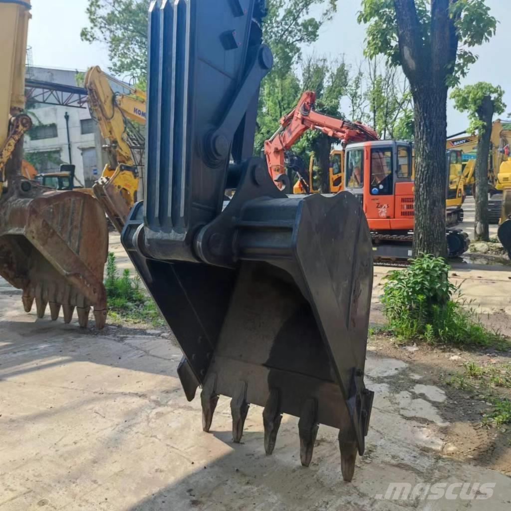 Volvo EC 210 D Gravemaskiner på larvebånd