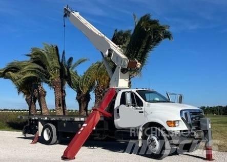 Ford F 750 Lastbil med kran