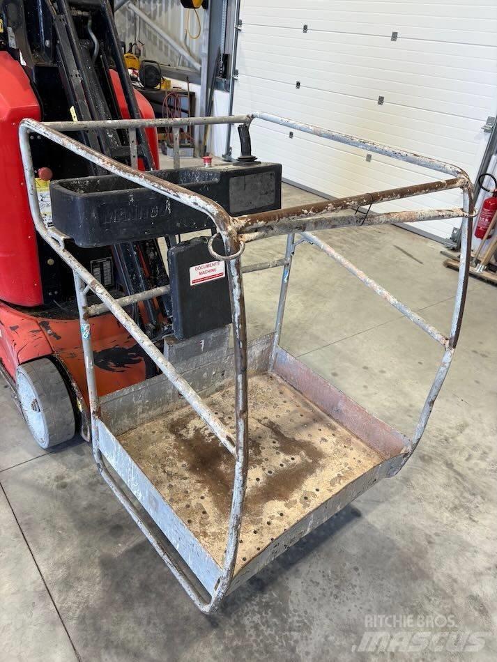 Manitou 100 VJR Søjlelifte