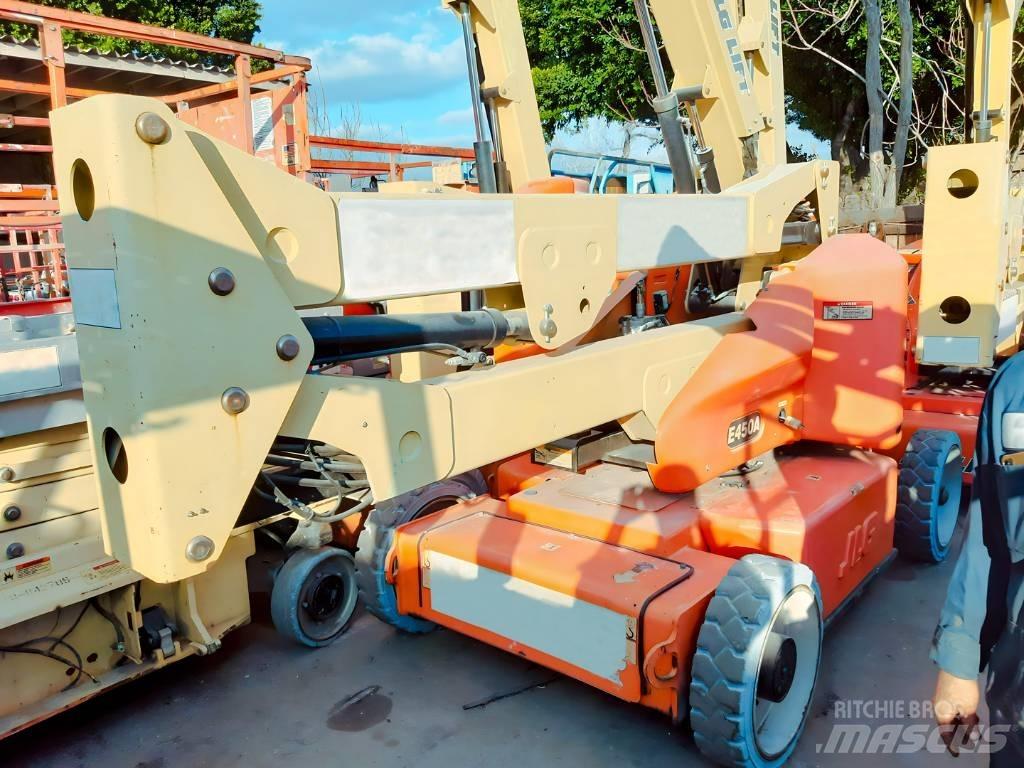 JLG E 450 A Bomlifte med knækarm