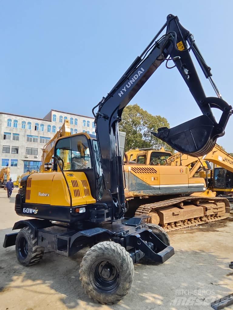 Hyundai 60W-9 Gravemaskiner på hjul