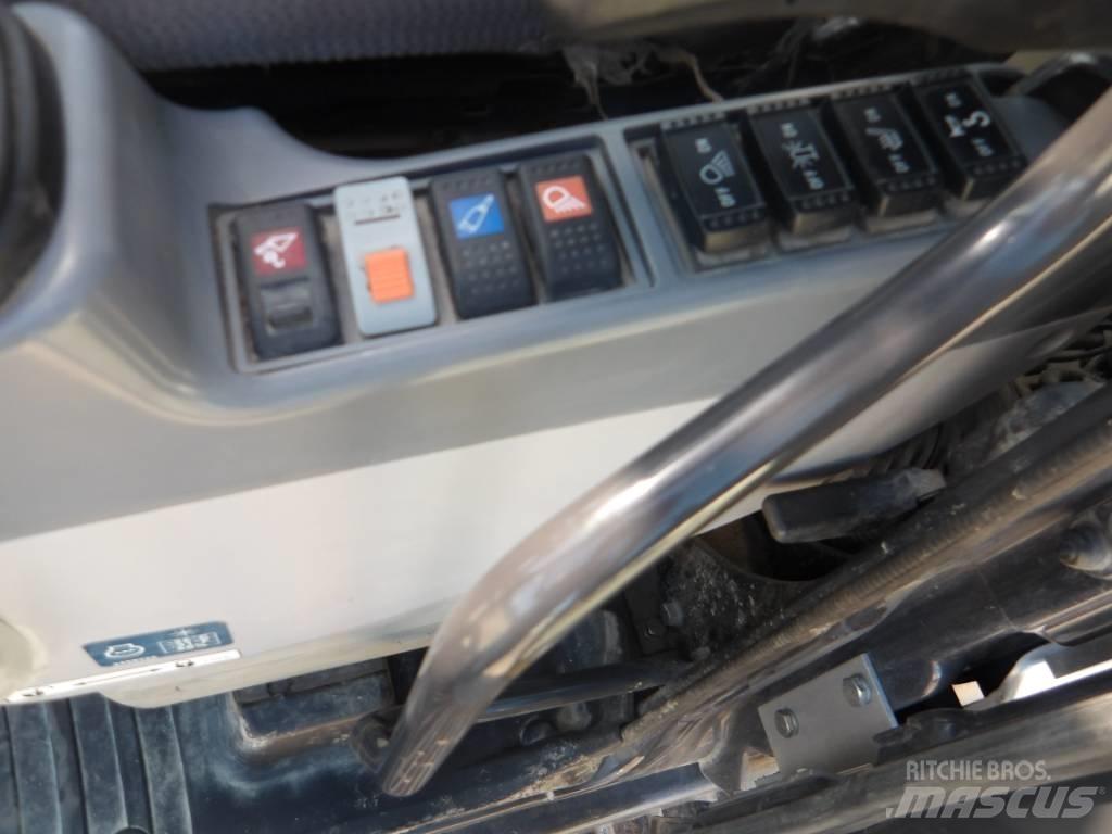 Hitachi ZX 250 LC-6 Gravemaskiner på larvebånd