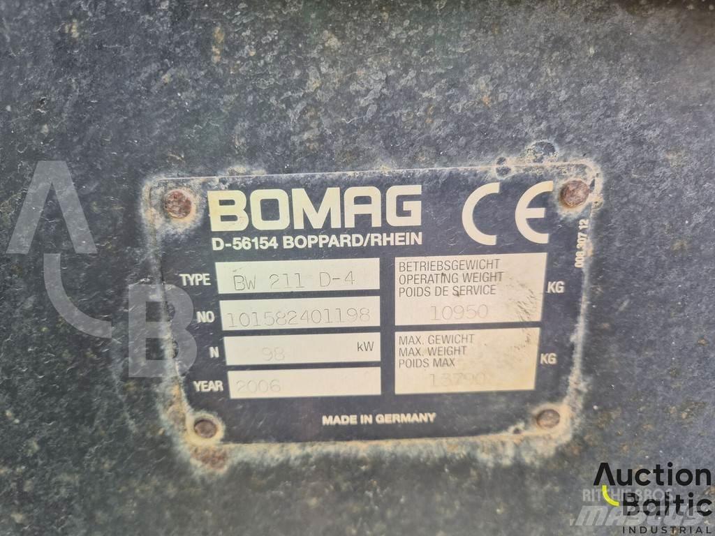 Bomag BW 211 D-4 Enkelt tromle