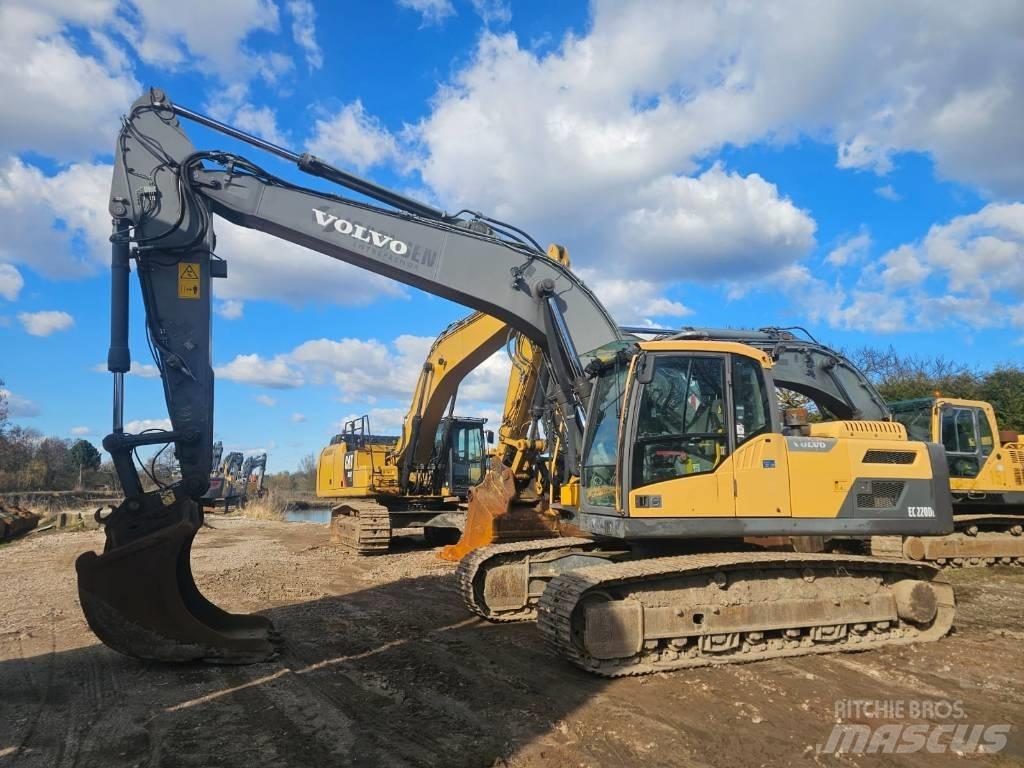 Volvo EC 220 DL Gravemaskiner på larvebånd