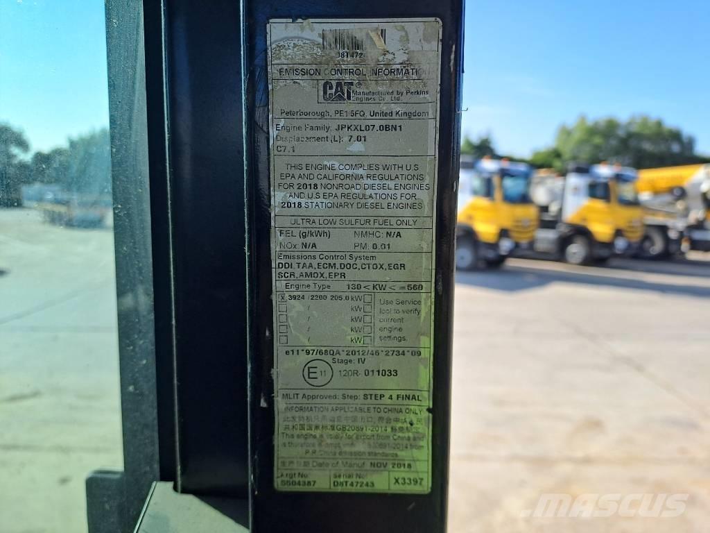 CAT 330 NG Gravemaskiner på larvebånd