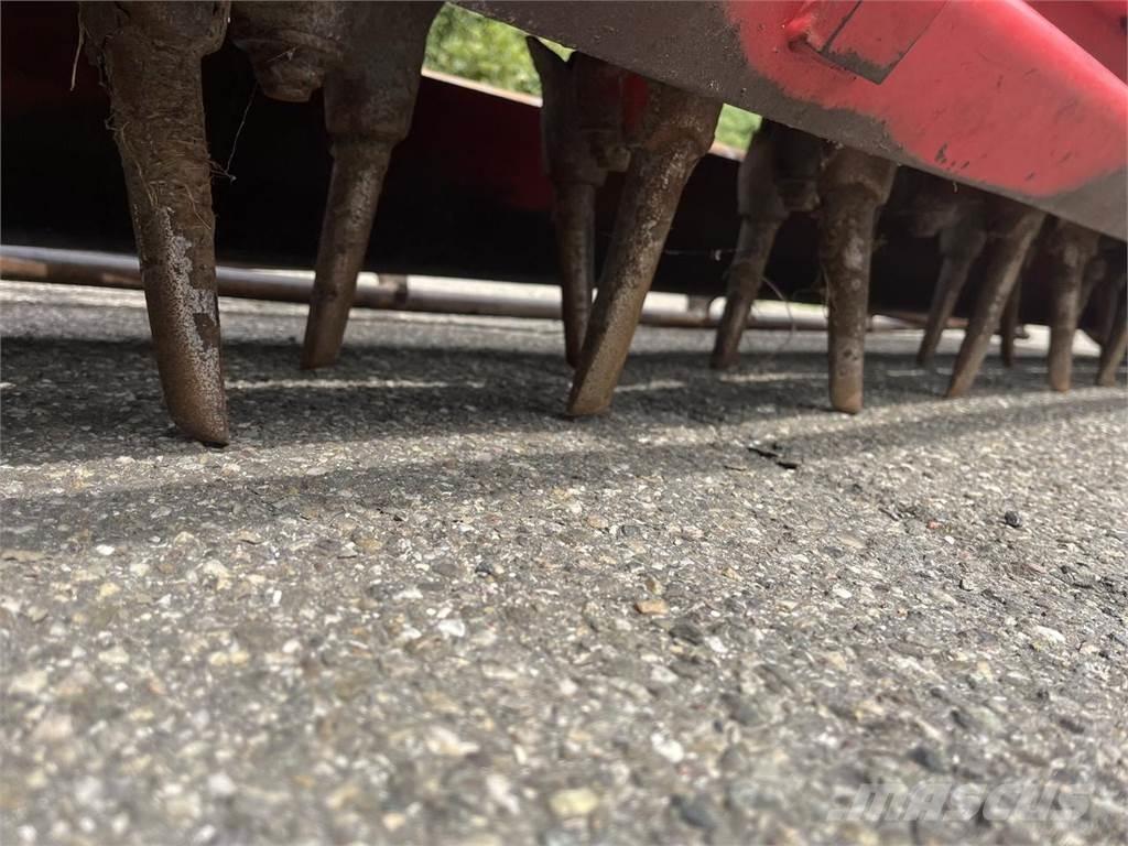 Lely 300-22 Elektriske harver / jordfræsere
