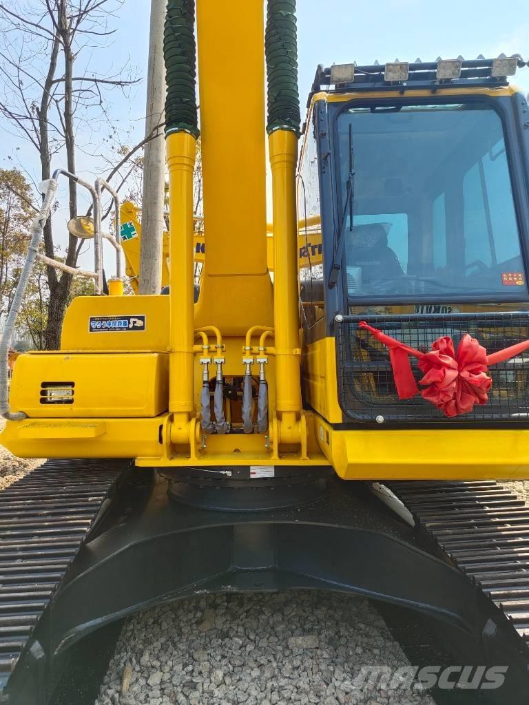 Komatsu PC 200 Gravemaskiner på larvebånd