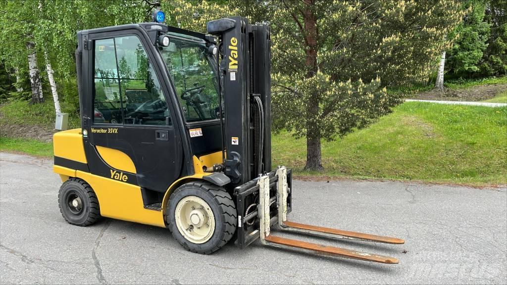 Yale GDP 35 VX Diesel gaffeltrucks
