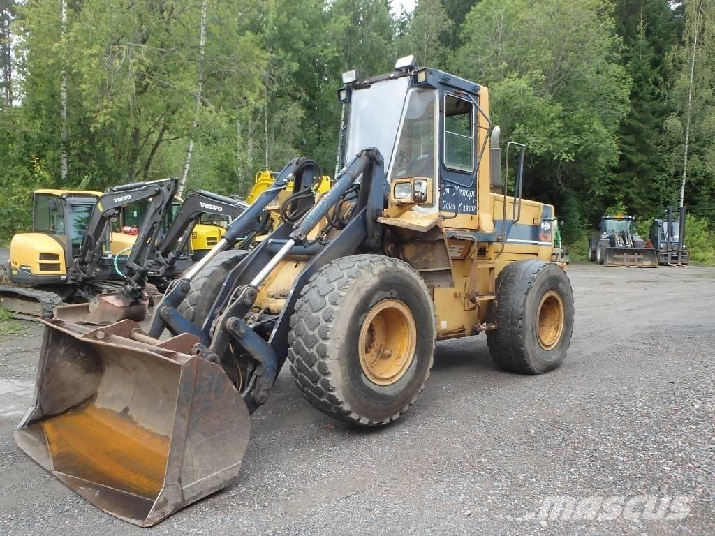 Komatsu WA 250-1 Læssemaskiner på hjul