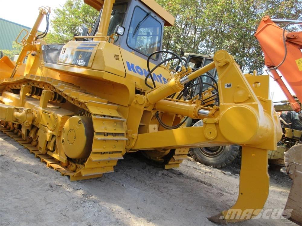 Komatsu D 155 A-1 Bulldozer på larvebånd