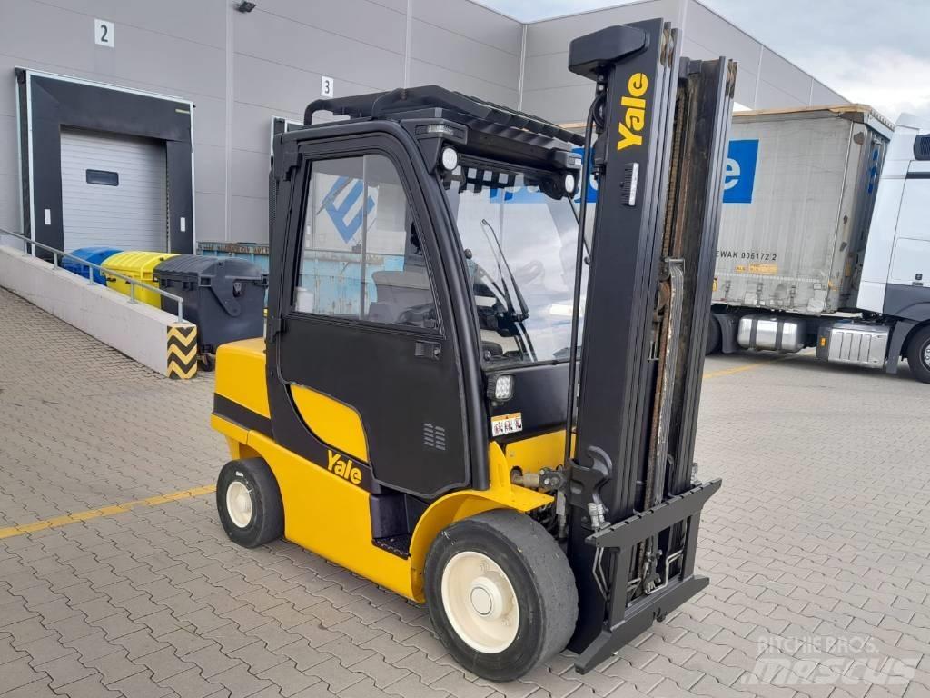 Yale GDP35VX Diesel gaffeltrucks