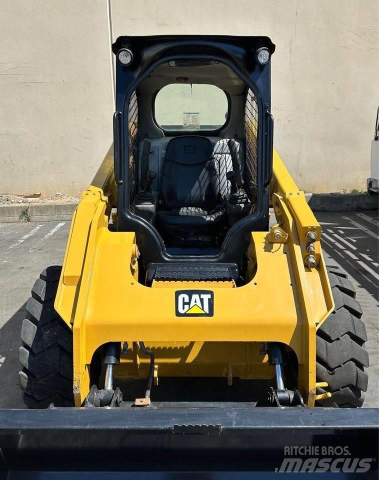 CAT 246 D Minilæsser - skridstyret