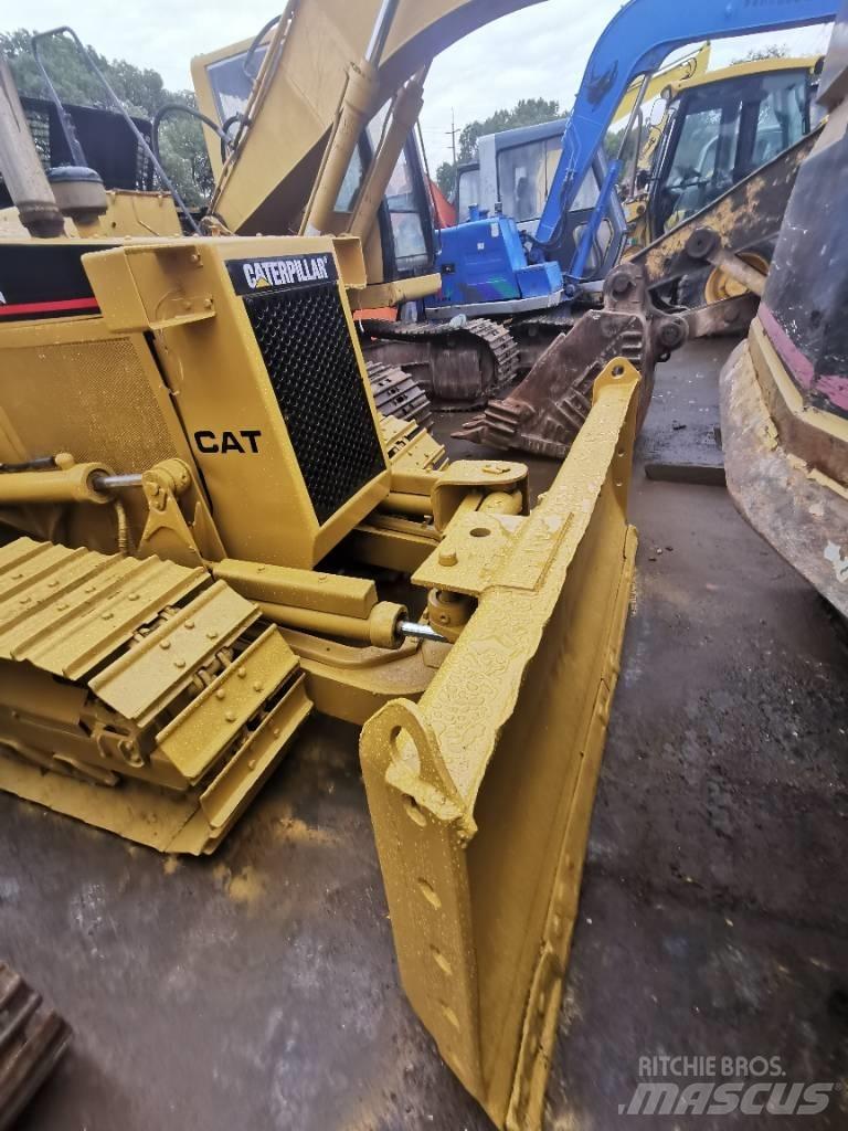 CAT D 3 C Bulldozer på larvebånd