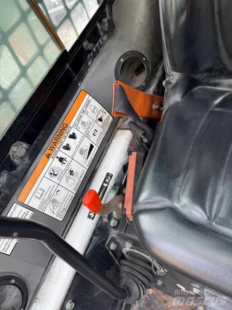 Bobcat S 300 Minilæsser - skridstyret