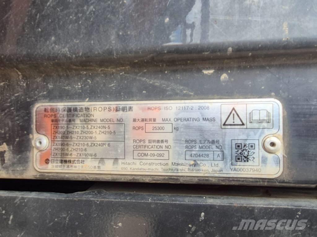 Hitachi ZX 170 W-6 Gravemaskiner på hjul