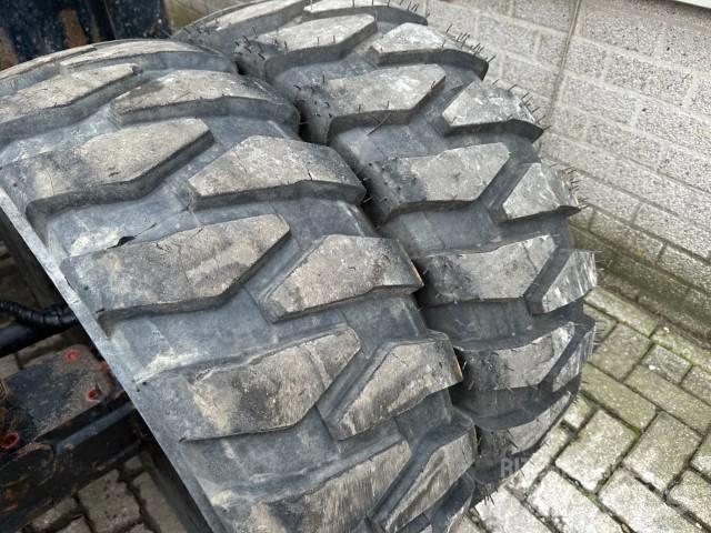 Hitachi ZX 160 W Gravemaskiner på hjul
