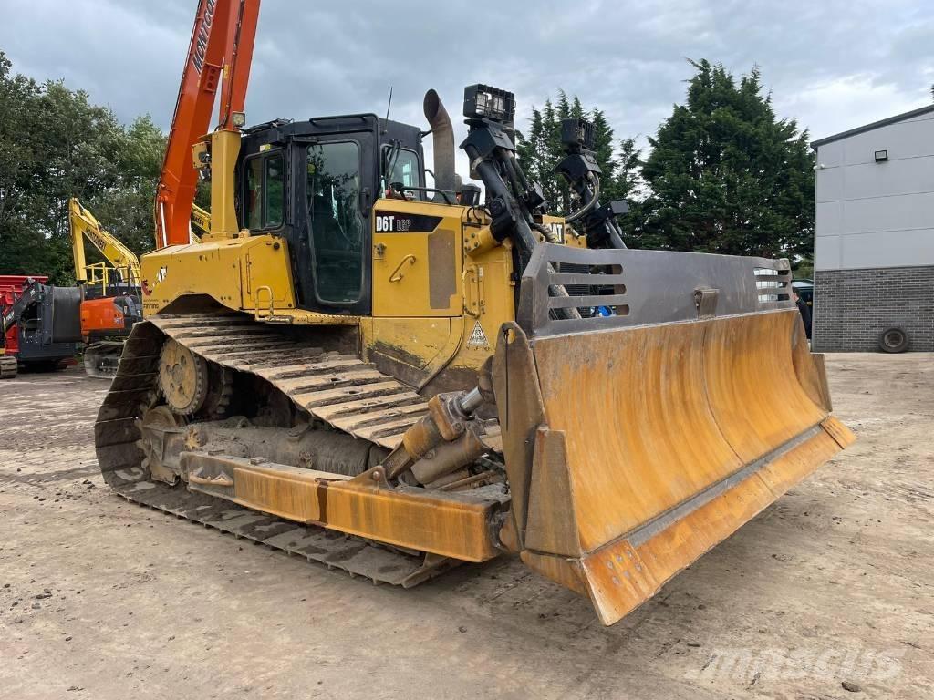 CAT D 6 T LGP Bulldozer på larvebånd