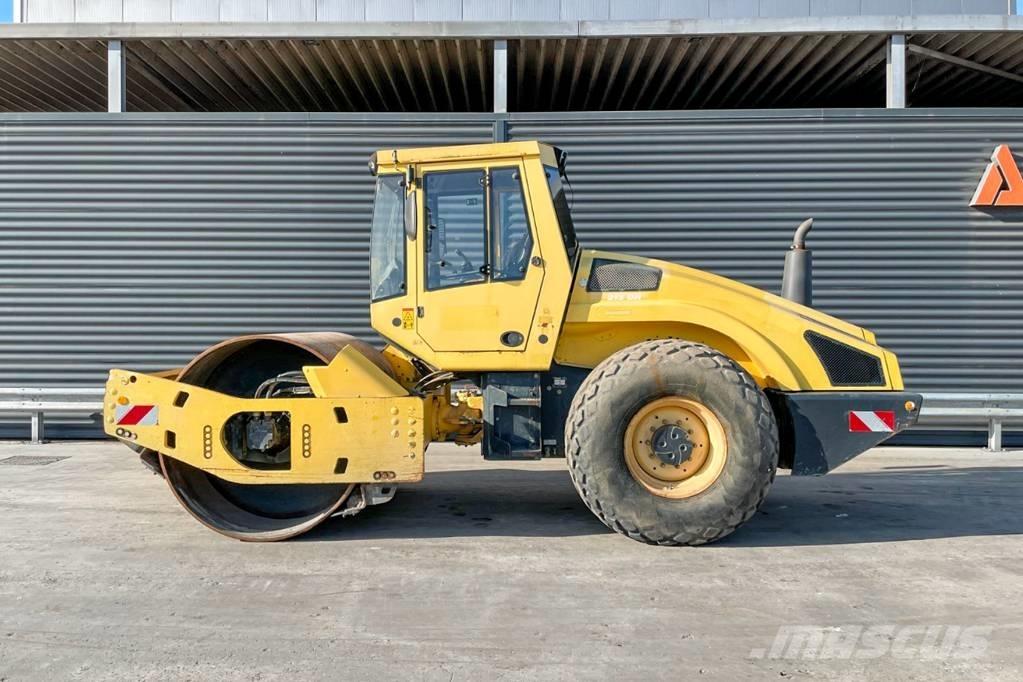 Bomag BW 213 DH-4 Enkelt tromle