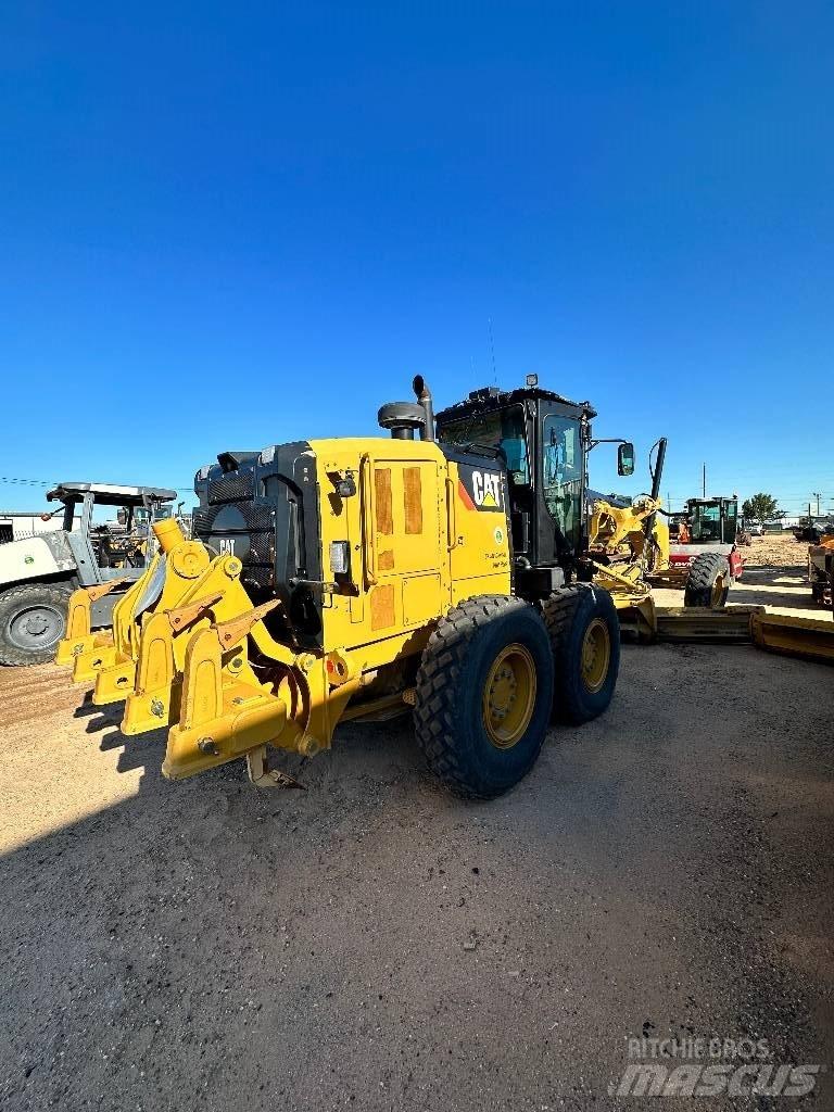 CAT 12 M 2 Vejhøvle / Gradere
