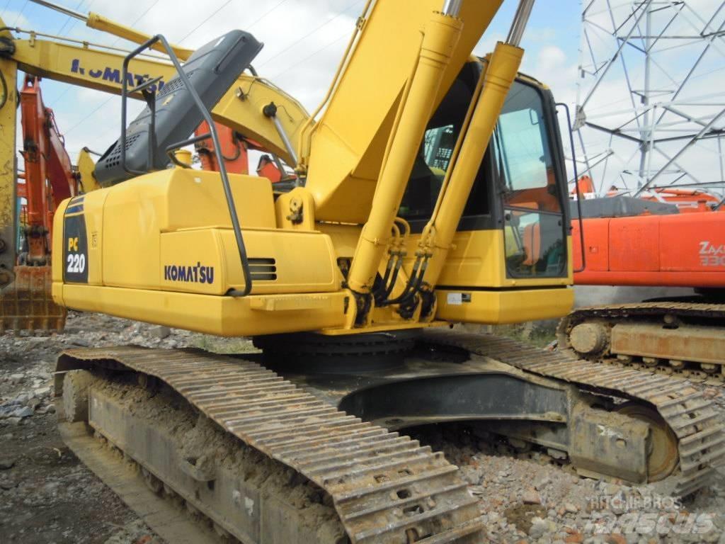 Komatsu PC 220-8 Gravemaskiner på larvebånd