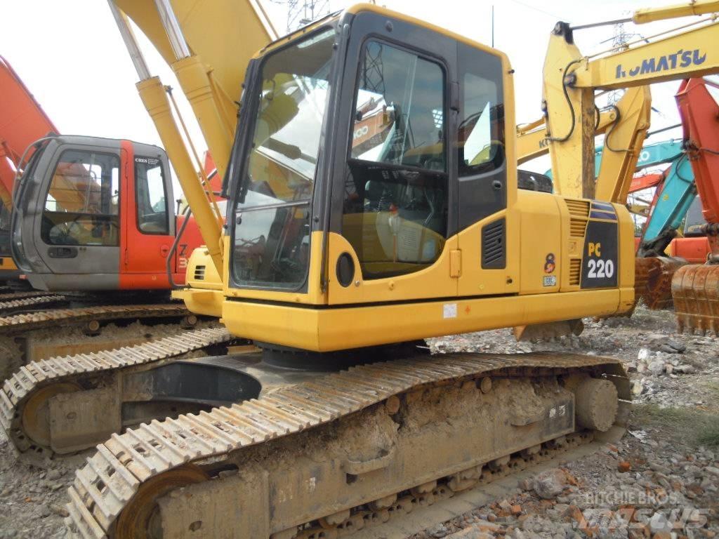 Komatsu PC 220-8 Gravemaskiner på larvebånd