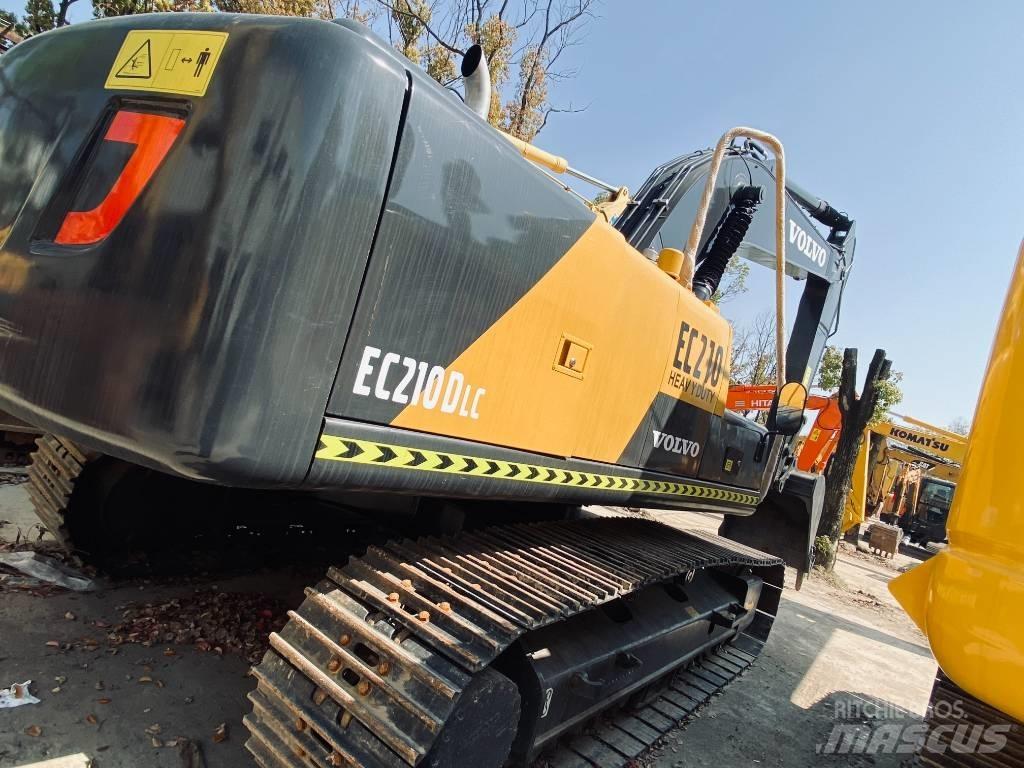 Volvo EC210DL Gravemaskiner på larvebånd