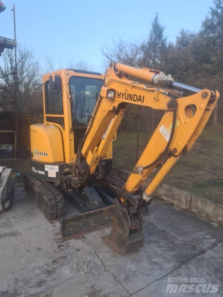 Hyundai R25Z-9 AK Minigravemaskiner