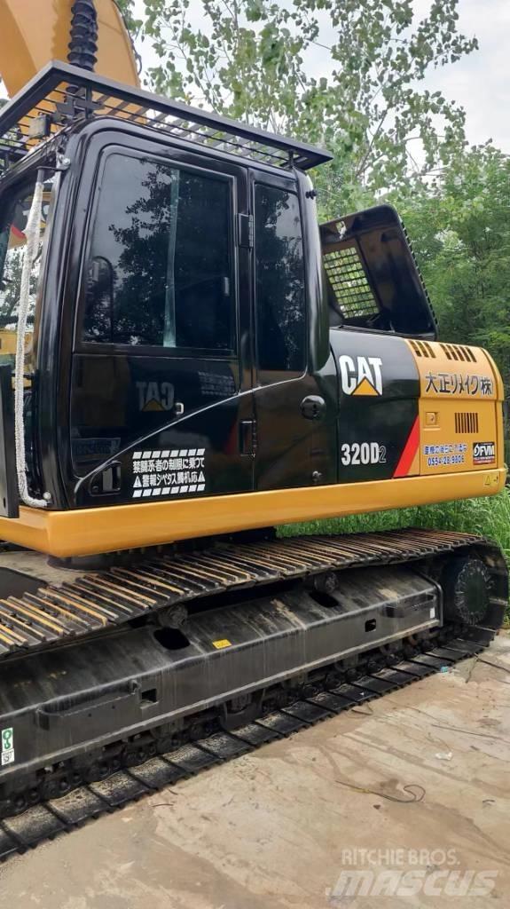 CAT 320D2 Gravemaskiner på larvebånd