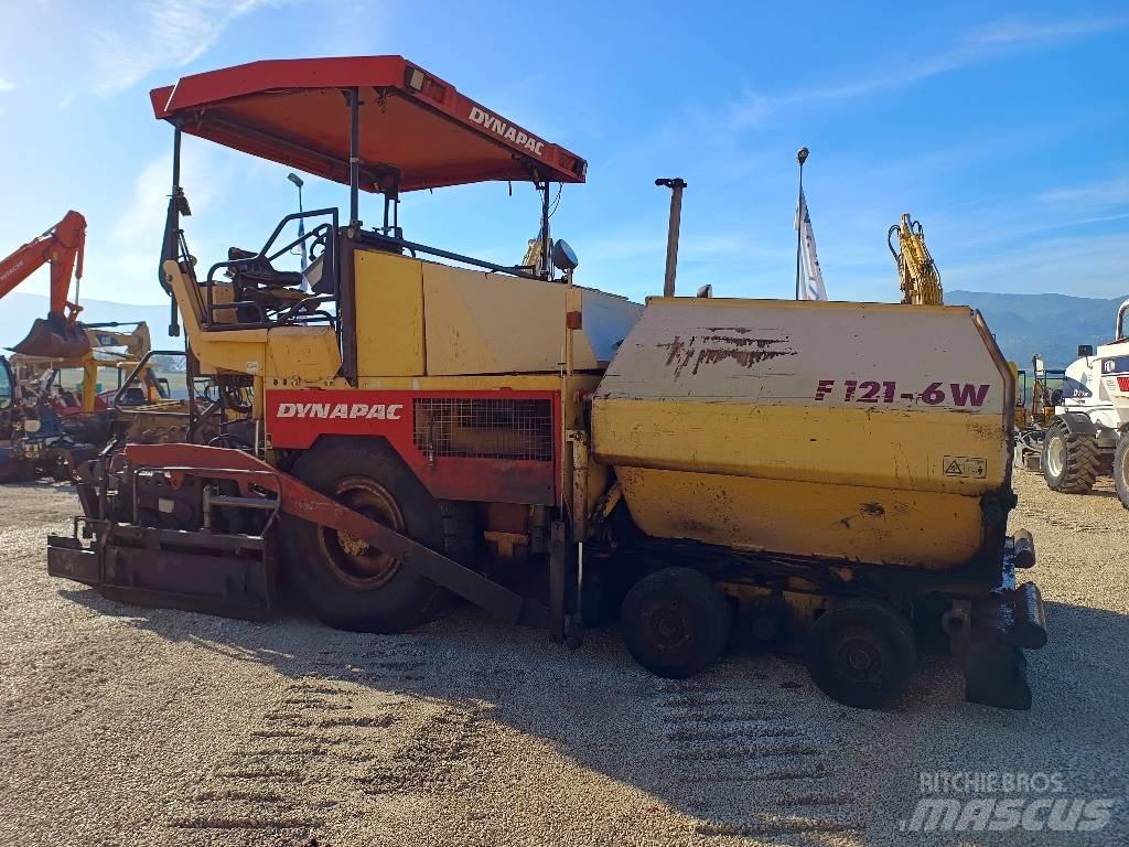 Dynapac F 121-6W Asfaltudlæggere