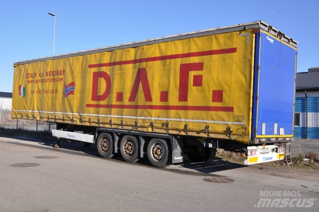 Krone Trailer Semi-trailer med Gardinsider